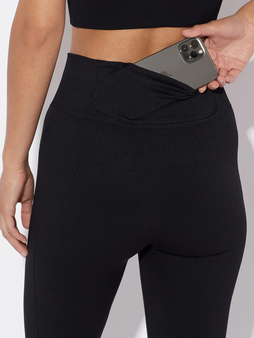 Circle Women's Keep the Flow Legging - Onyx