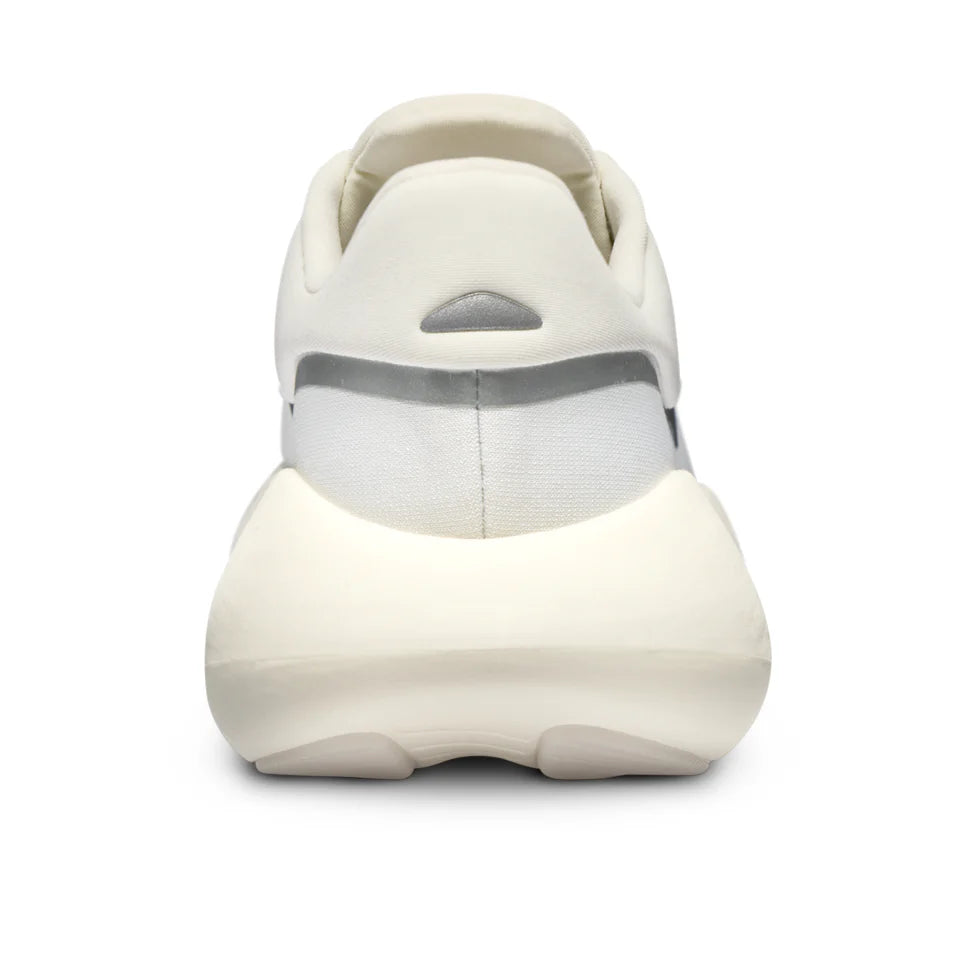 R.A.D.® UFO - Space White