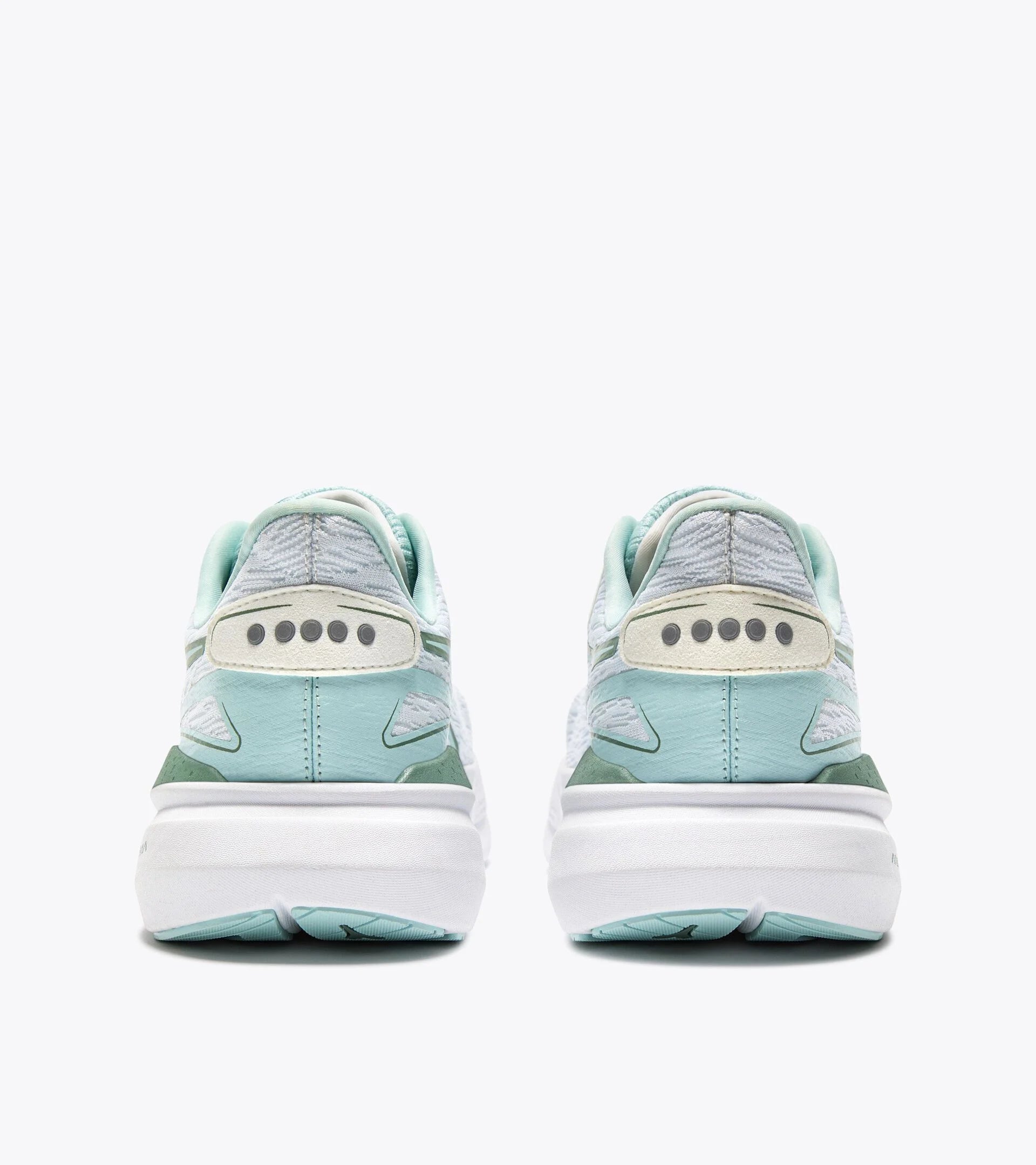 Diadora Women's Nucleo 2  - White/Pastel Blue