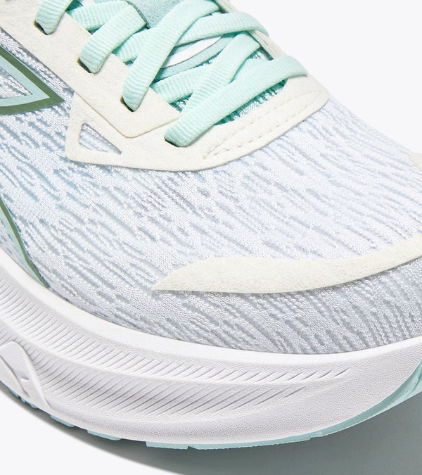 Diadora Women's Nucleo 2  - White/Pastel Blue