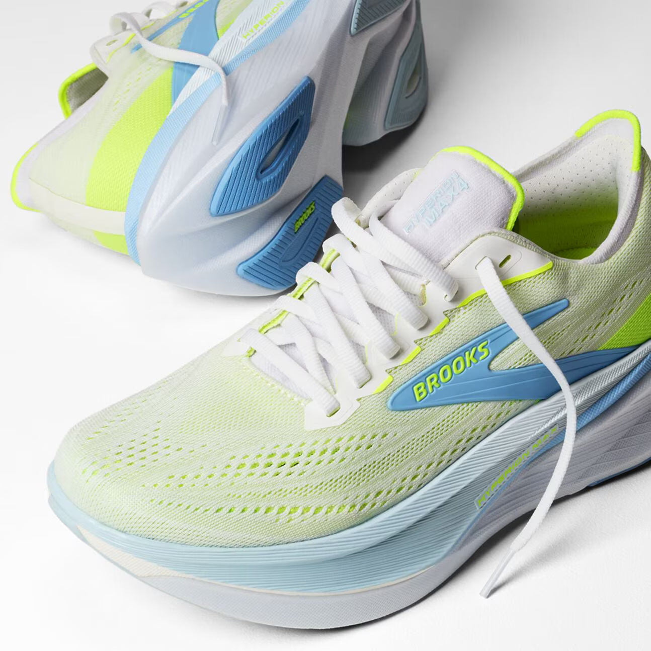Brooks Women's Hyperion Max 4 - White/Blue/Nightlife