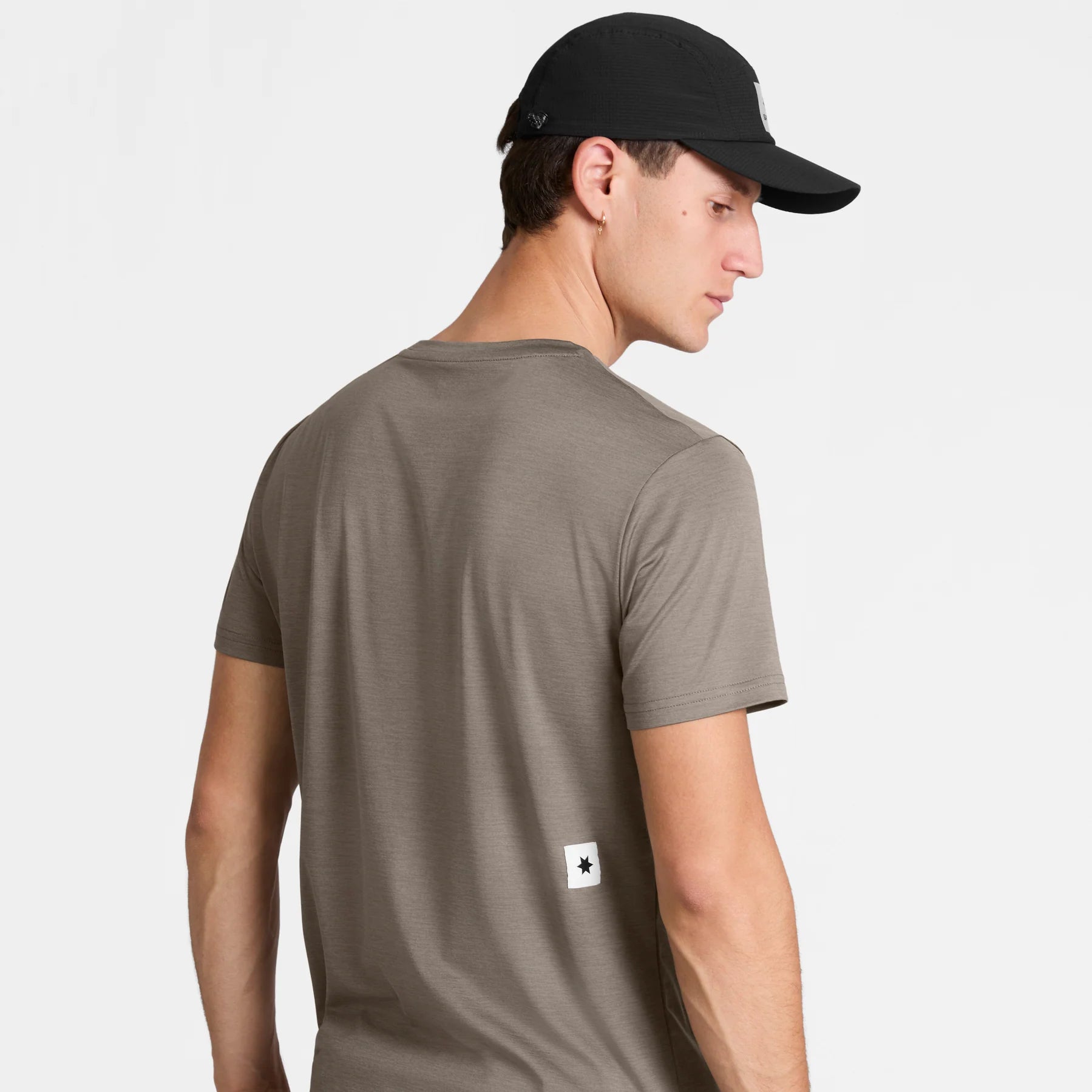 SAYSKY Men's Clean Pace T-Shirt - Taupe