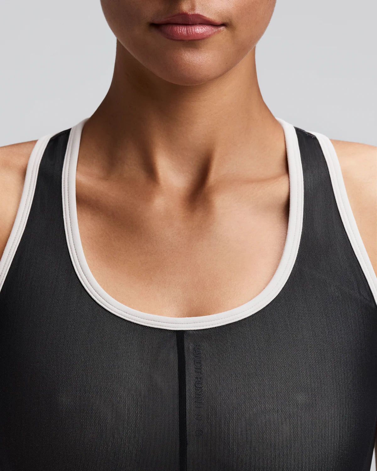 Bandit Women's Vanisher™ Reverso™ Scoop Neck Run Bra - Black / Plaster
