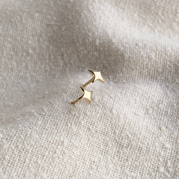 Merewif Falling Star Studs - 14k