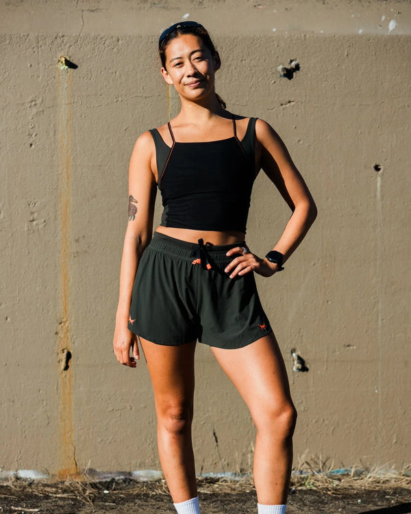 Dust Women's Trail Crop - Forest Black