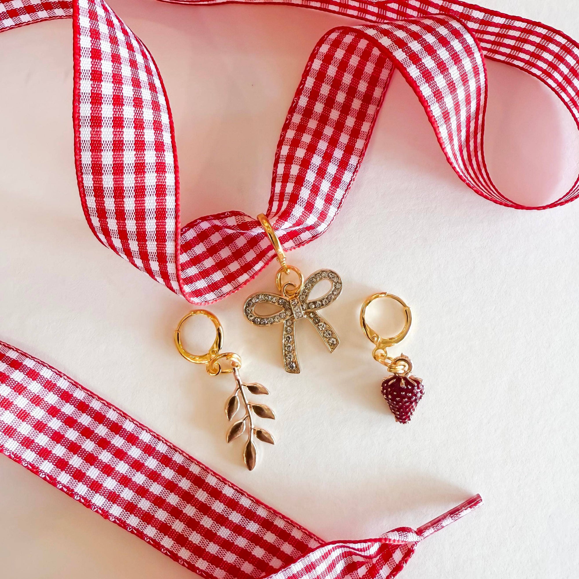 Leo + Lee Shoe Charm + Lace Sets - Gingham