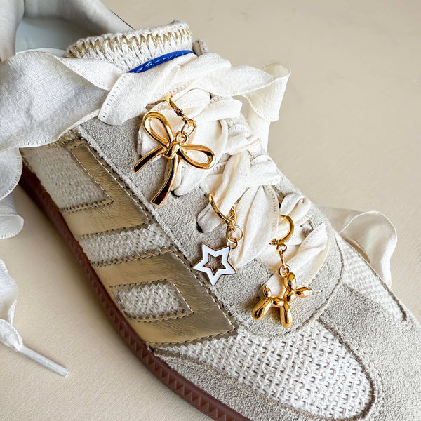 Leo + Lee Shoe Charm and Lace Sets