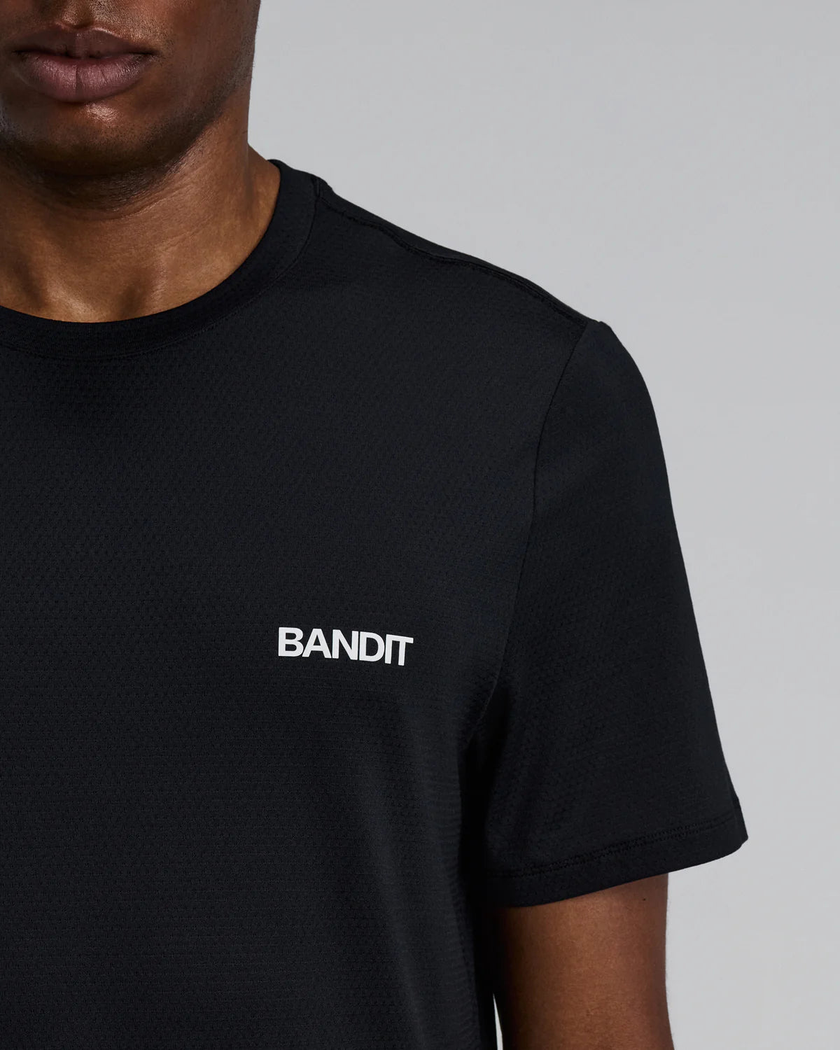 Bandit Men's Micromesh™ Run Tee - Black