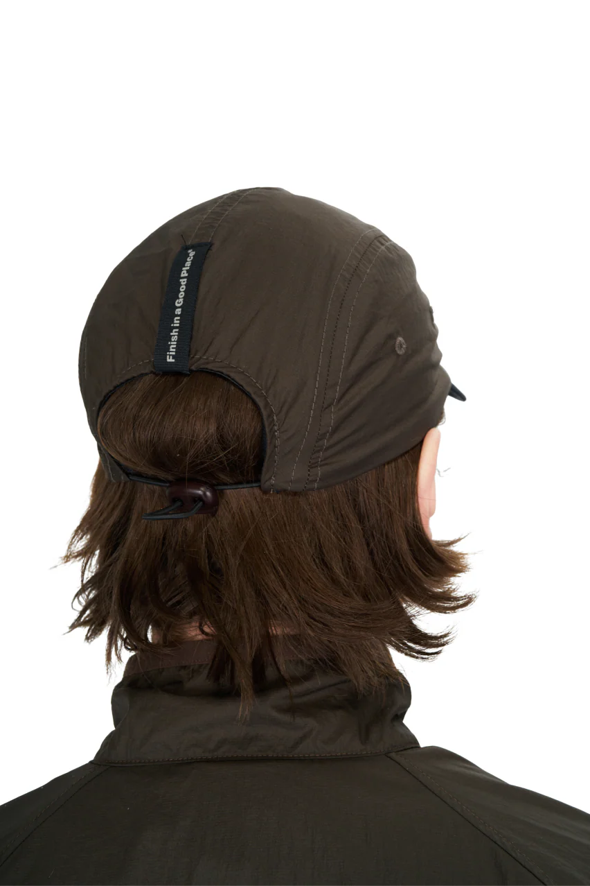 UNNA Smiles Run Cap - Wren Brown