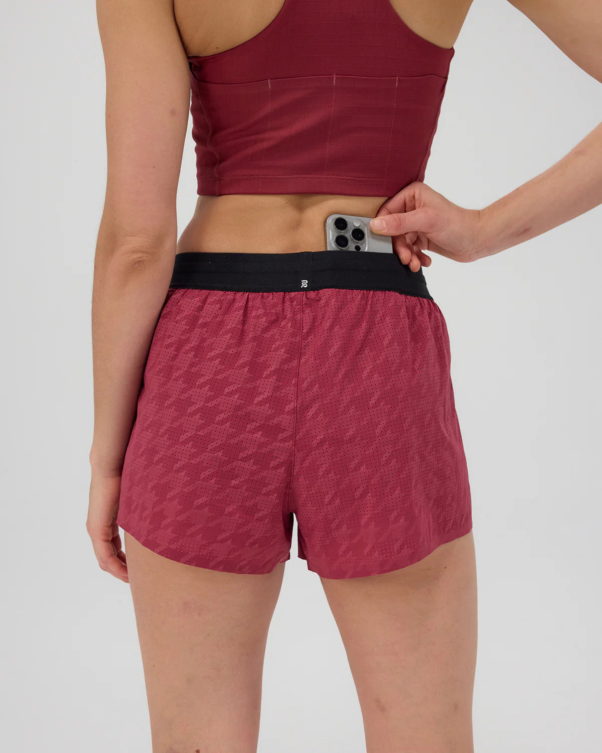 Bandit Vento™ Women's 3" Split Short - Embossed Berry