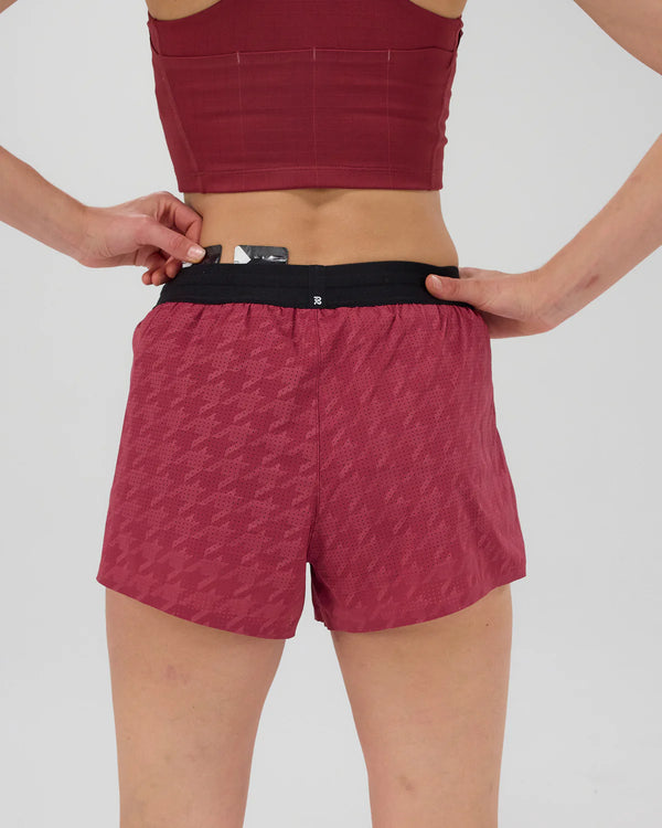 Bandit Vento™ Women's 3" Split Short - Embossed Berry