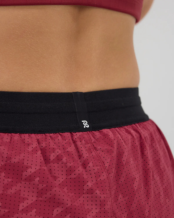 Bandit Vento™ Women's 3" Split Short - Embossed Berry