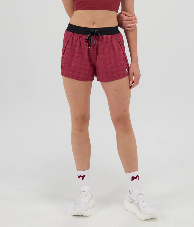 Bandit Vento™ Women's 3" Split Short - Embossed Berry