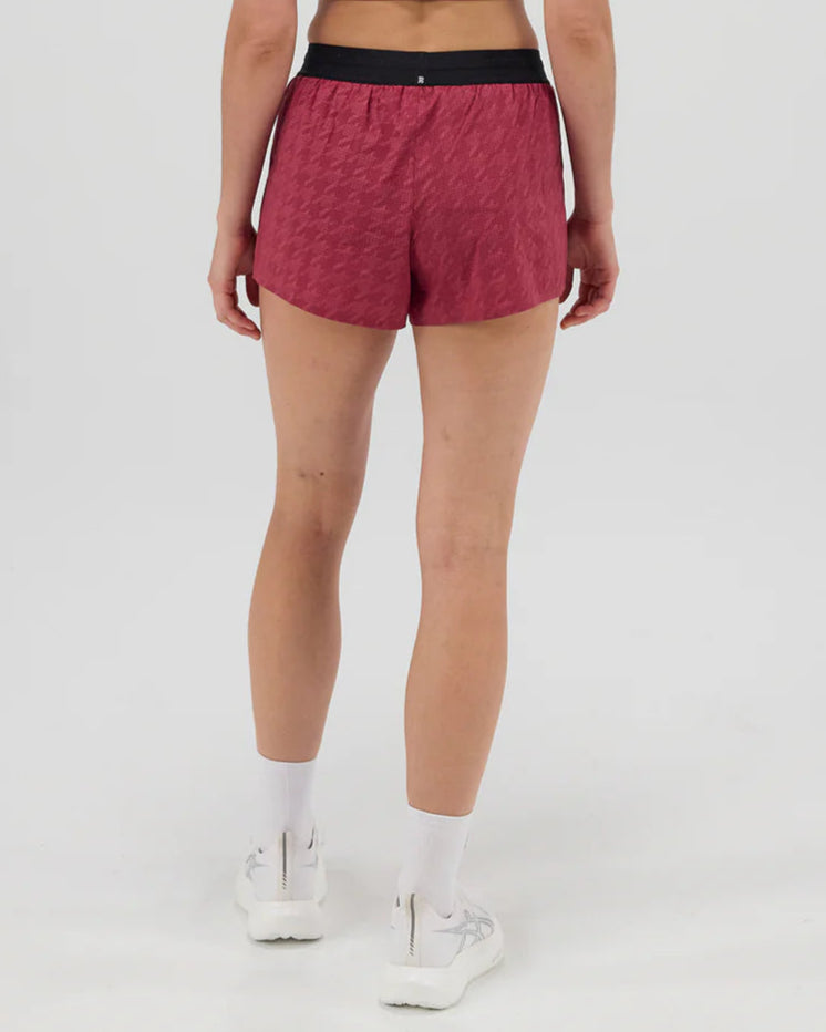 Bandit Vento™ Women's 3" Split Short - Embossed Berry