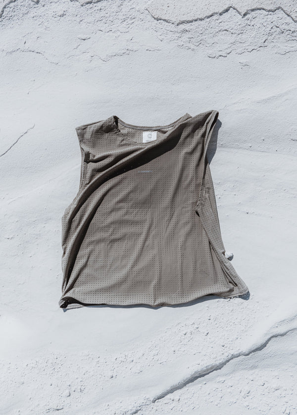 Currently Running - C-R™ Penultimate Crop Tee - Grey