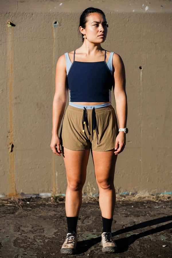 Dust Women's 2-in-1 Split Short - Mud/Fog
