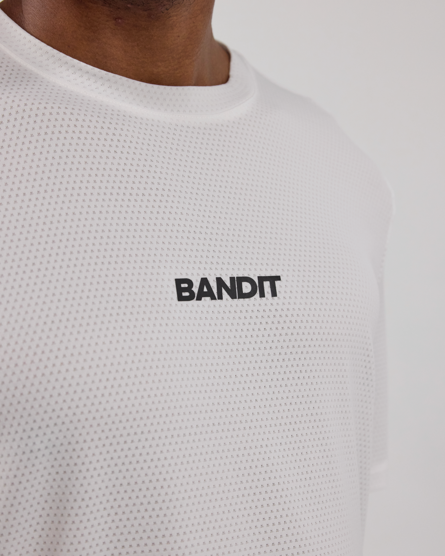 Bandit Men's Micromesh™ Run Tee - White