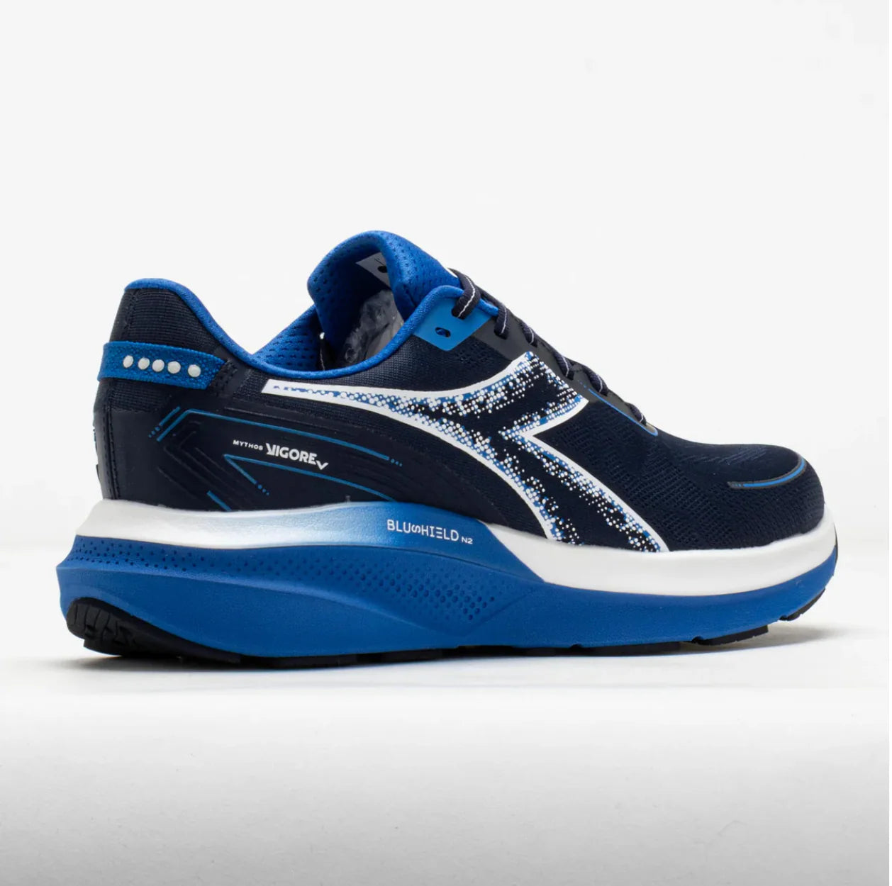 Diadora Men's Mythos Vigore V - Blue Corsair / White