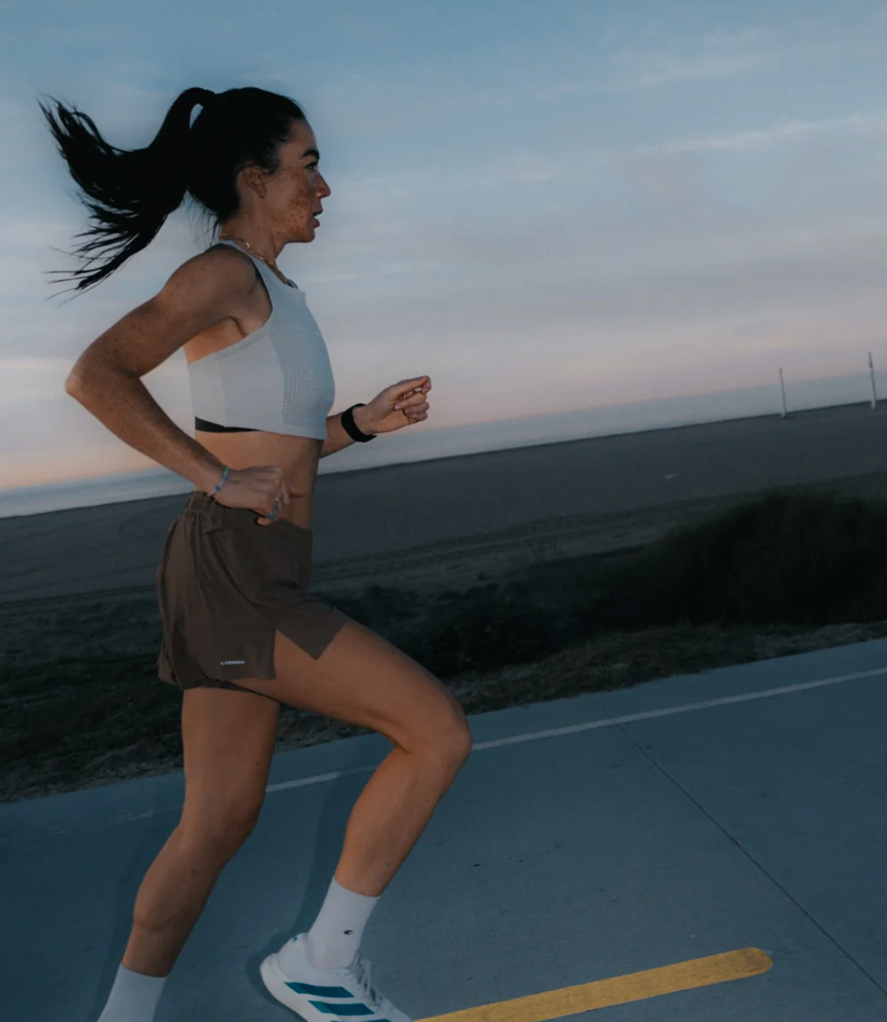 Currently Running - C-R™ Women's Elite Top - White/Brown