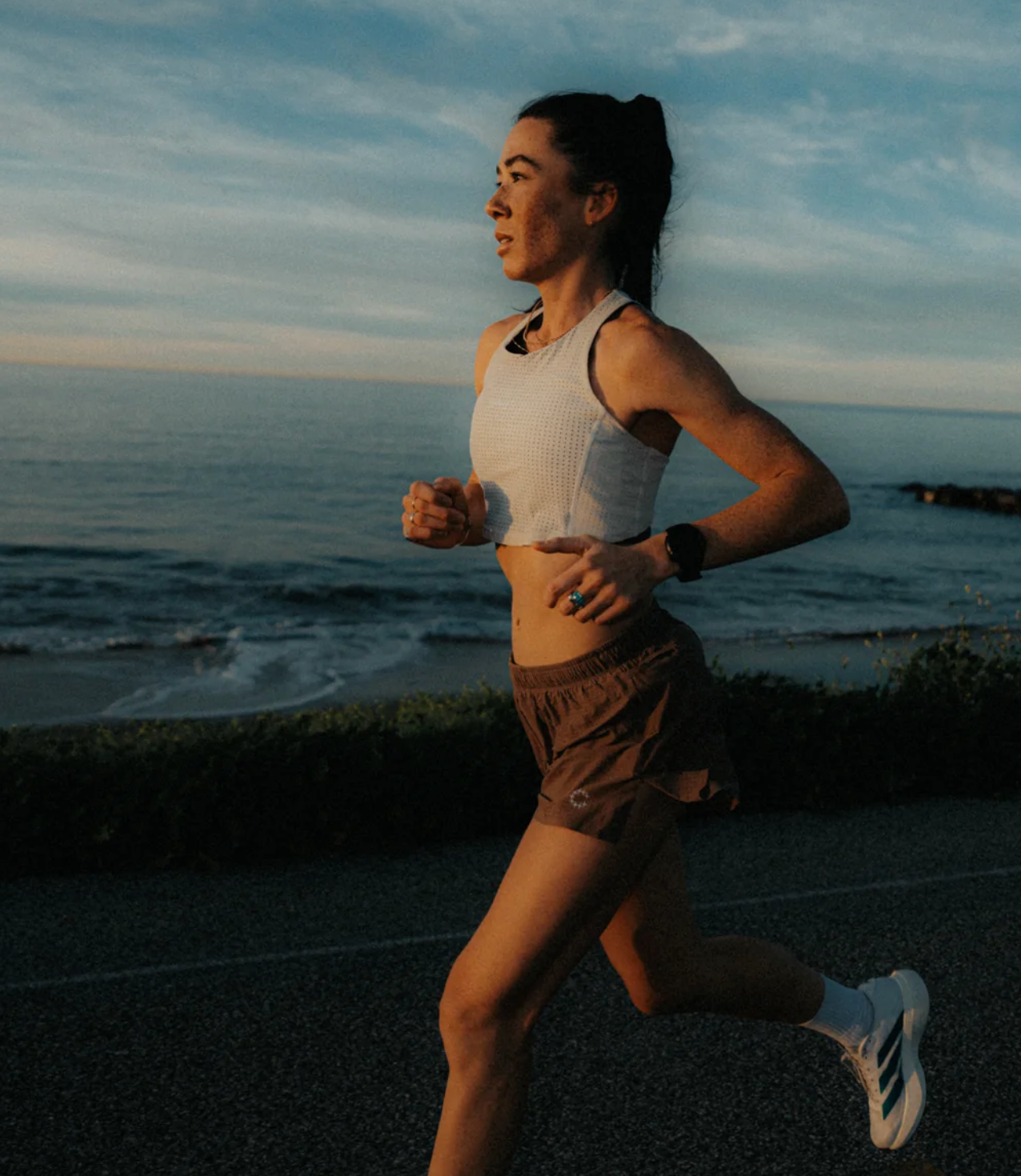 Currently Running - C-R™ Women's Elite Top - White/Brown