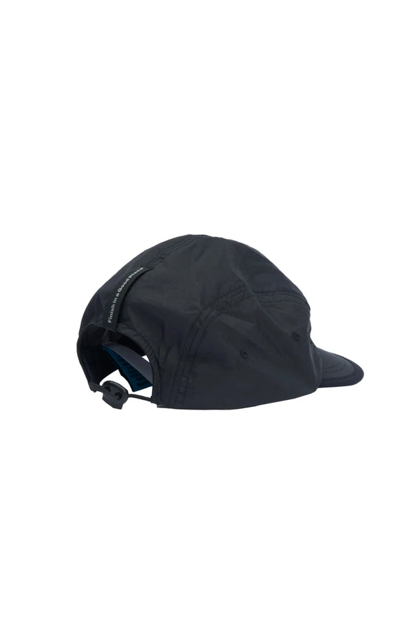UNNA Smiles Run Cap - Black