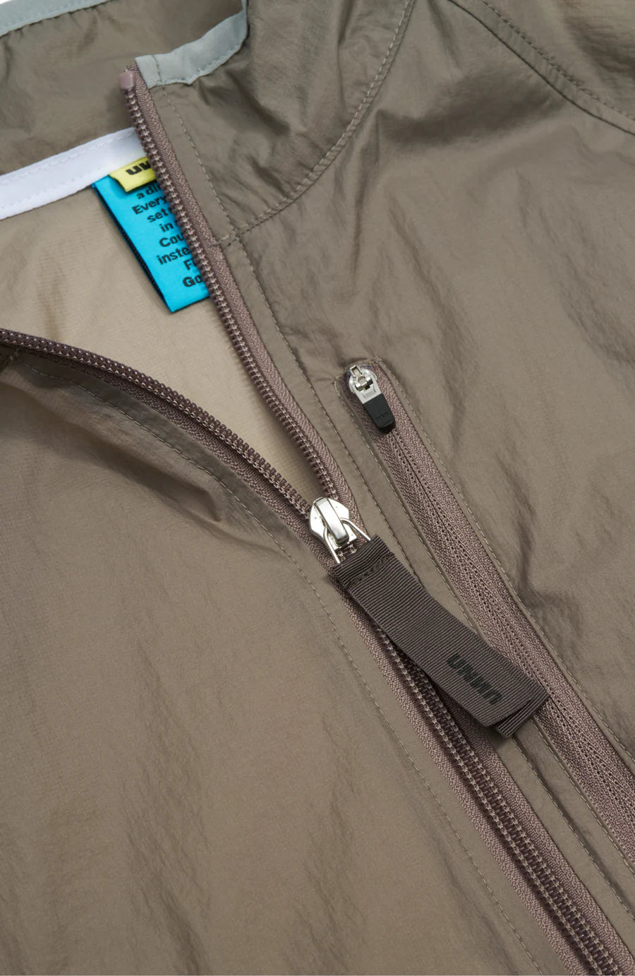 UNNA Smiles Windstopper - Stone Grey