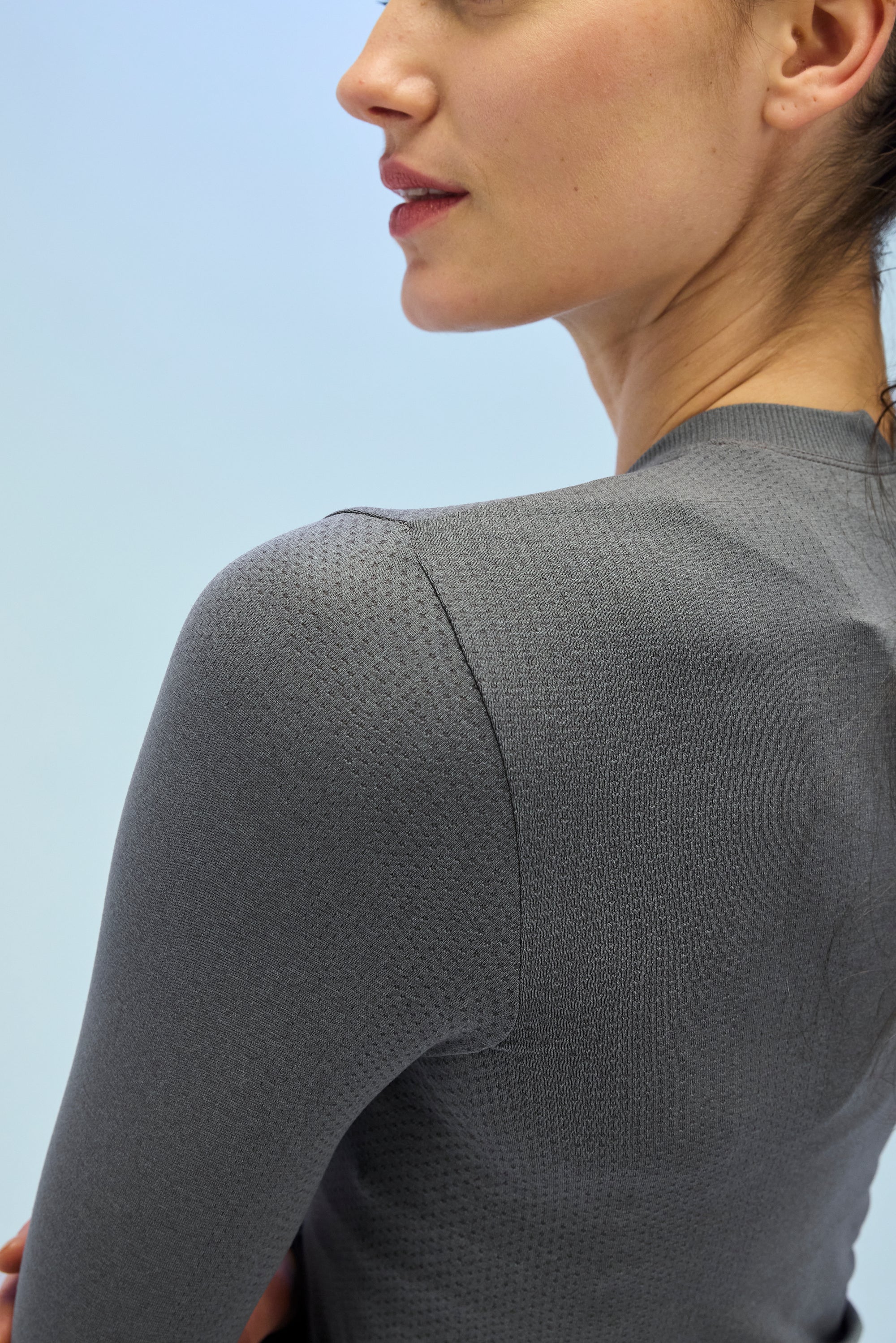 Bandit Women's Seamless Wool Blend Long Sleeve - Shadow