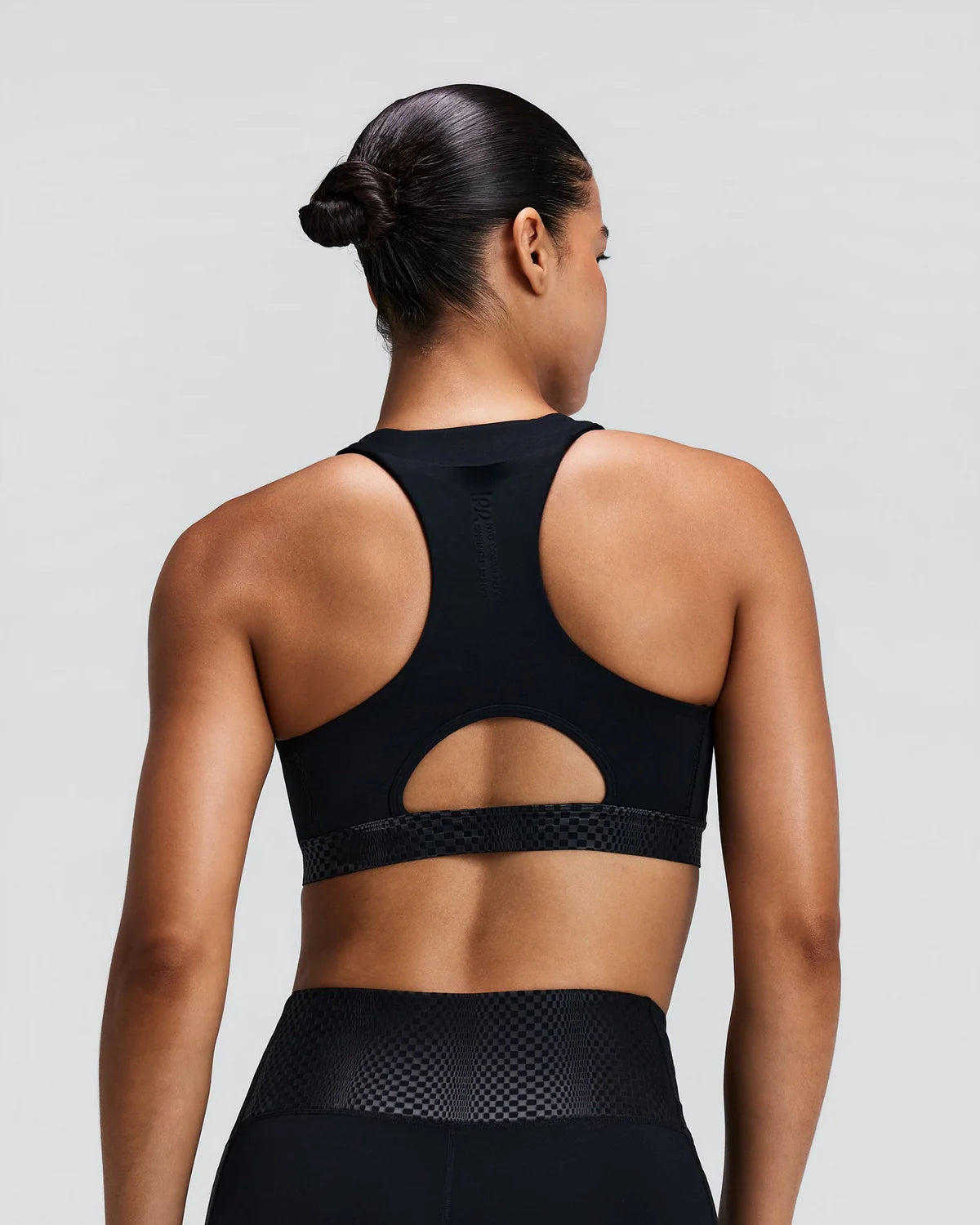Bandit Women's Vanisher™ Threshold Run Bra - Bauhaus Black