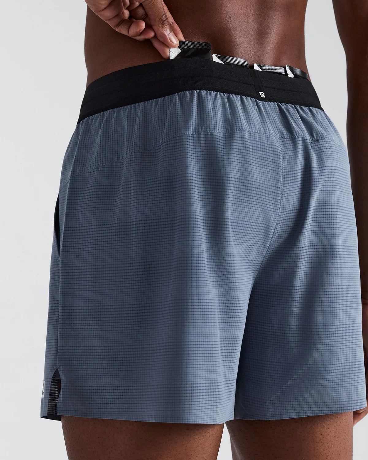 Bandit Men's CoolGrid™ 5" Run Shorts - Steel Horizon