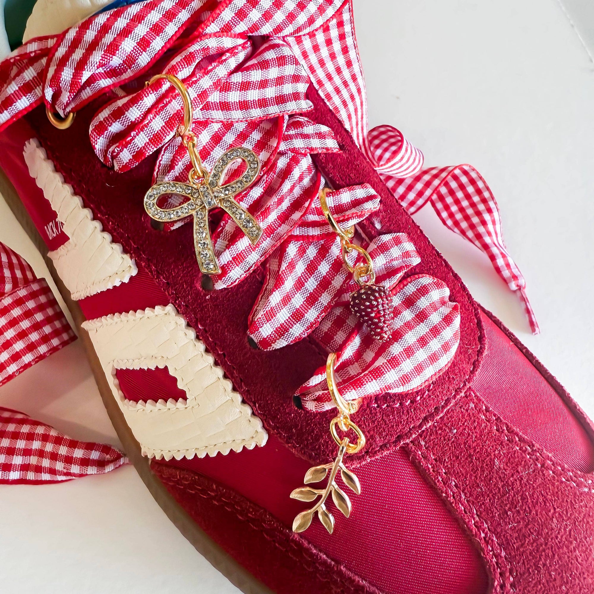 Leo + Lee Shoe Charm + Lace Sets - Gingham