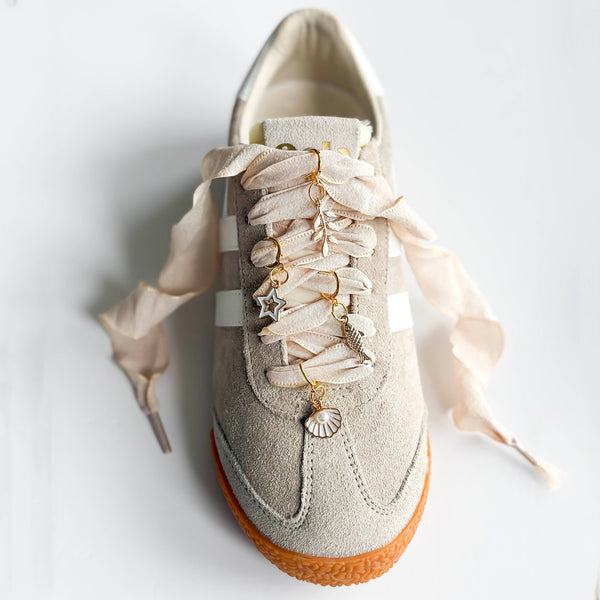 Leo + Lee Shoe Charm and Lace Sets