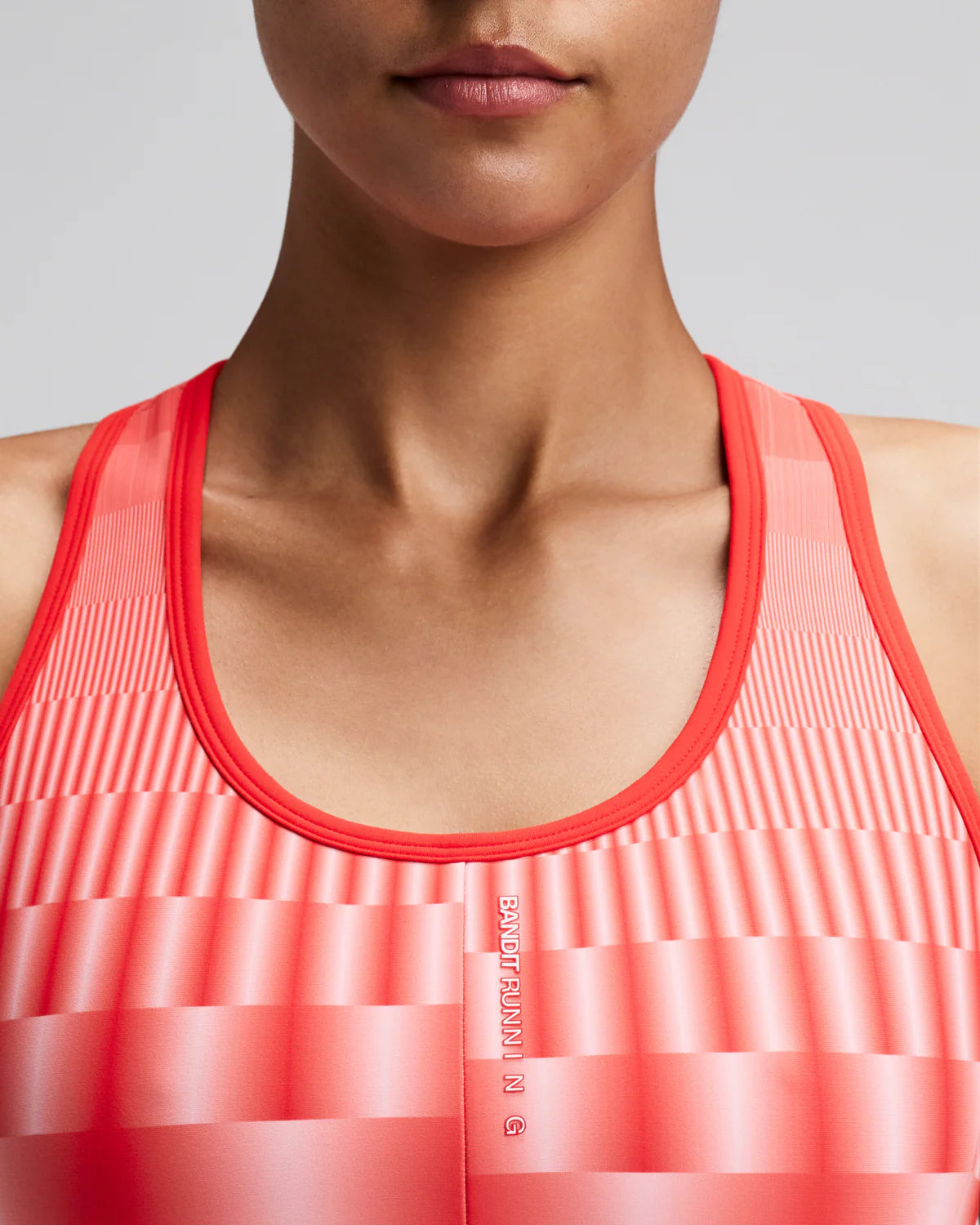 Bandit Women's Vanisher™ Reverso™ Scoop Neck Run Bra - Growing Grid - Poppy