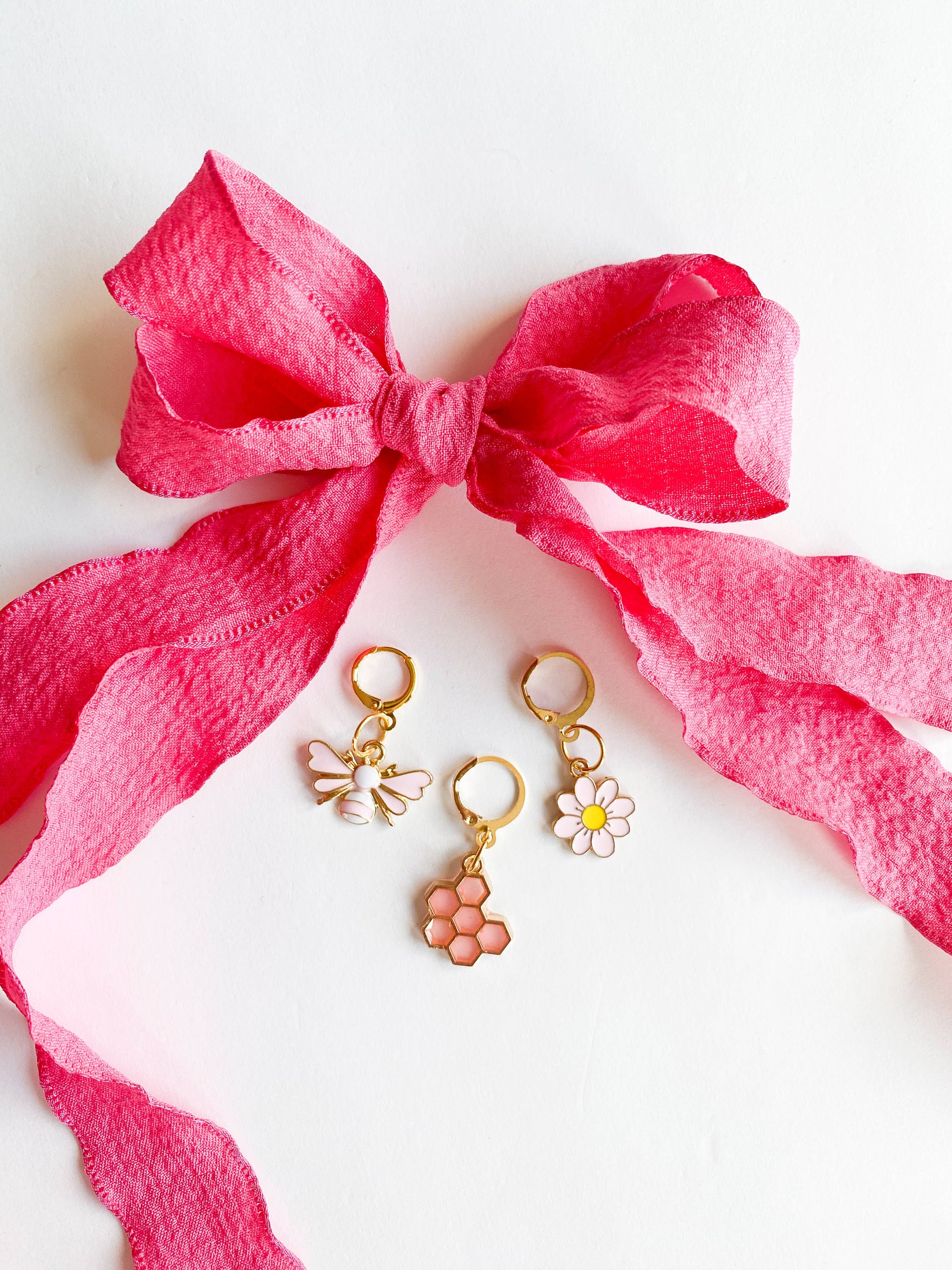 Leo + Lee Shoe Charm and Lace Sets