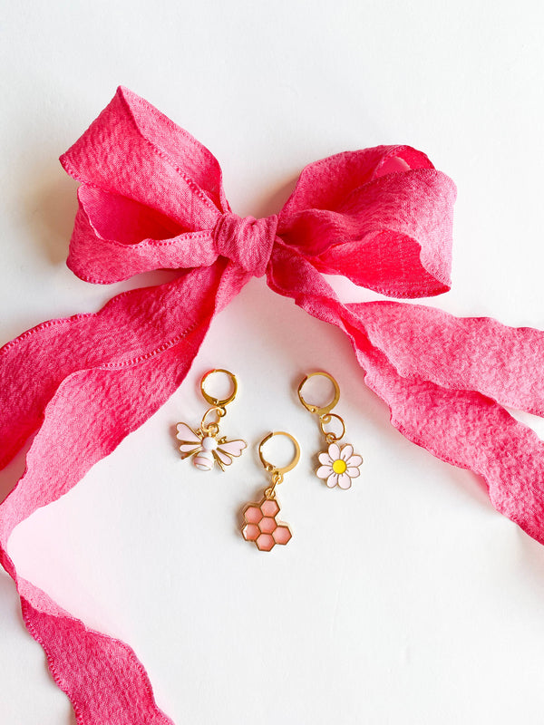 Leo + Lee Shoe Charm and Lace Sets