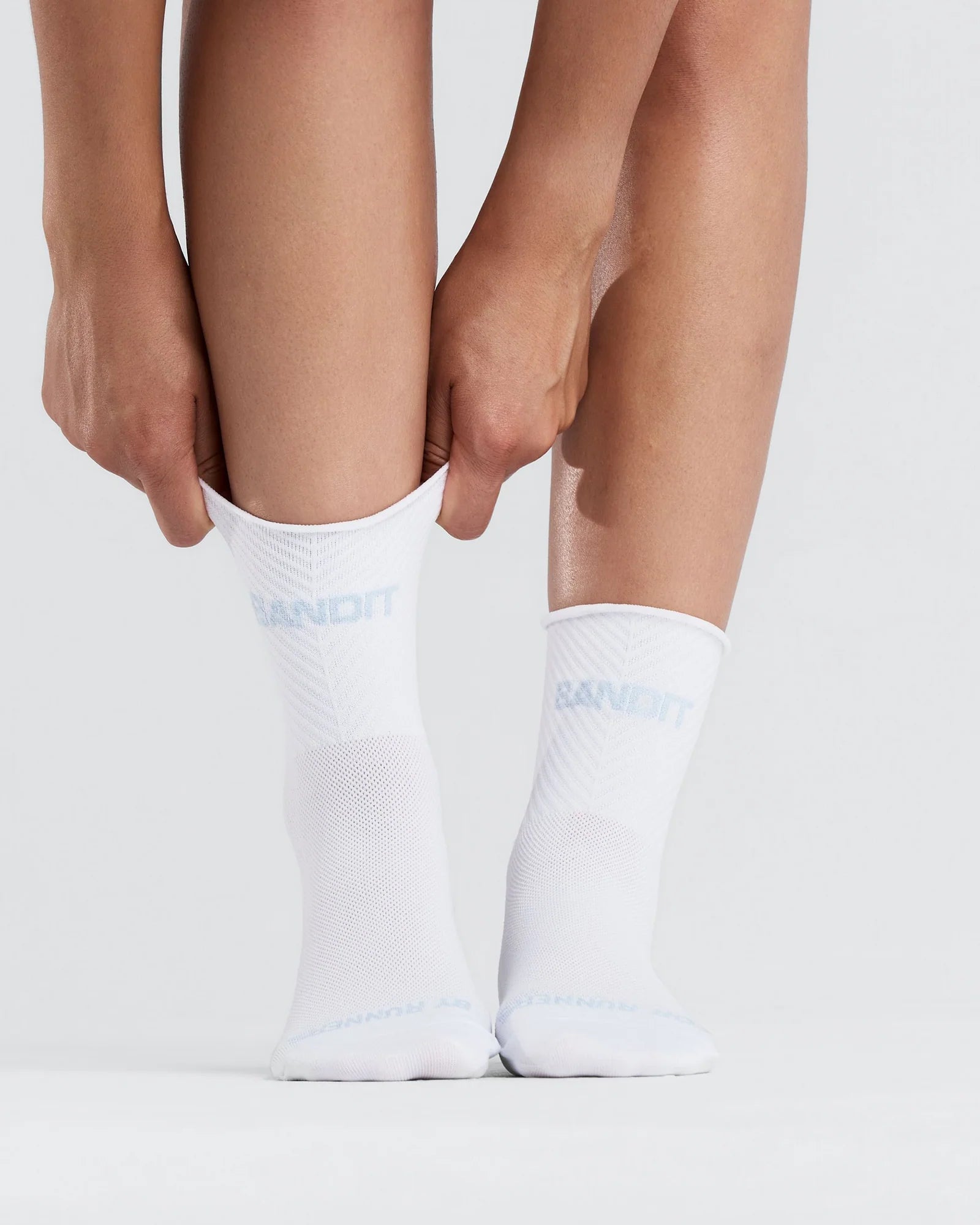 Bandit Lite Run™ Ribbed Quarter Sock - White with Pavilion Blue (2 Pack)