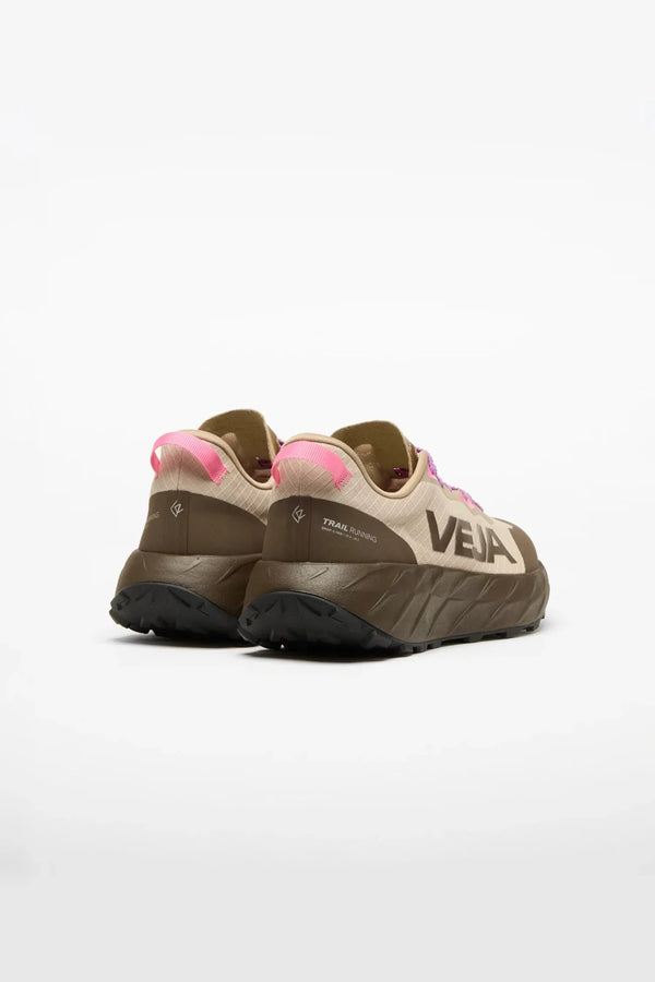VEJA Harpie Trail Aeroshell - Almond Eagle