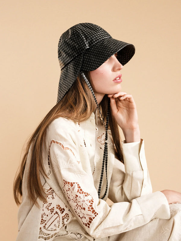 Hansel from Basel Tulip Bucket Hat