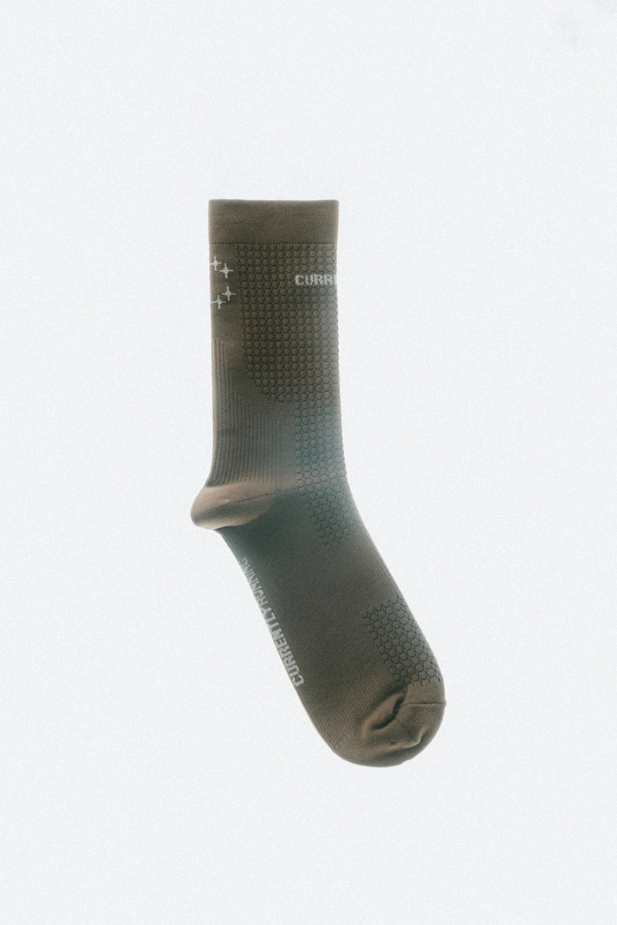 Currently Running - M2 Honeycomb Quarter Sock - Brown/White