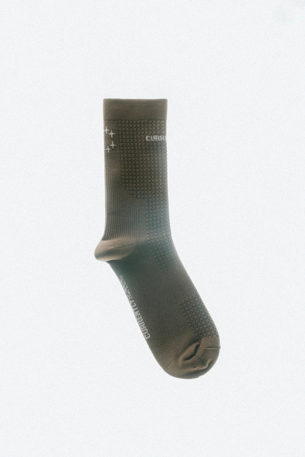 Currently Running - M2 Honeycomb Quarter Sock - Brown/White
