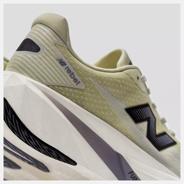 New Balance Men's FuelCell Rebel v5 - Brown / Grey