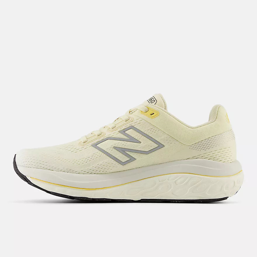 New Balance Women's 860v14 - Calcium/Sea Salt/Clementine